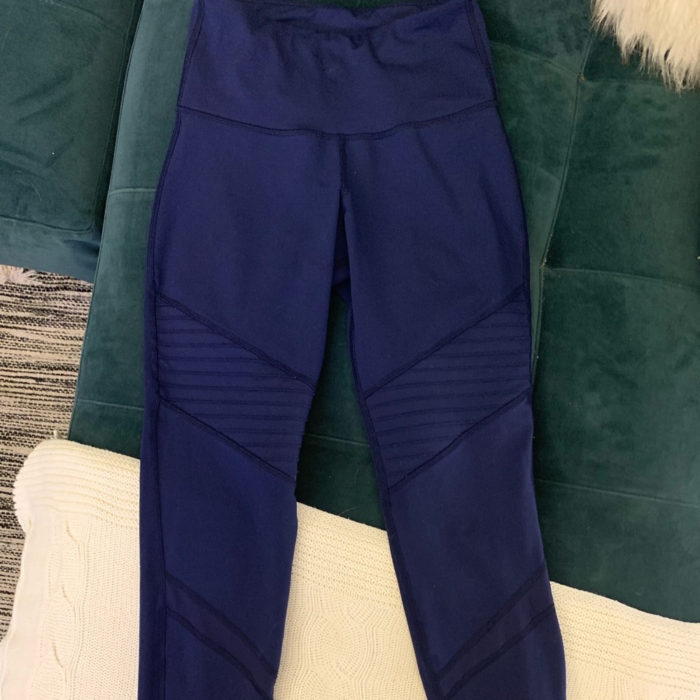 Old navy Moro style leggings